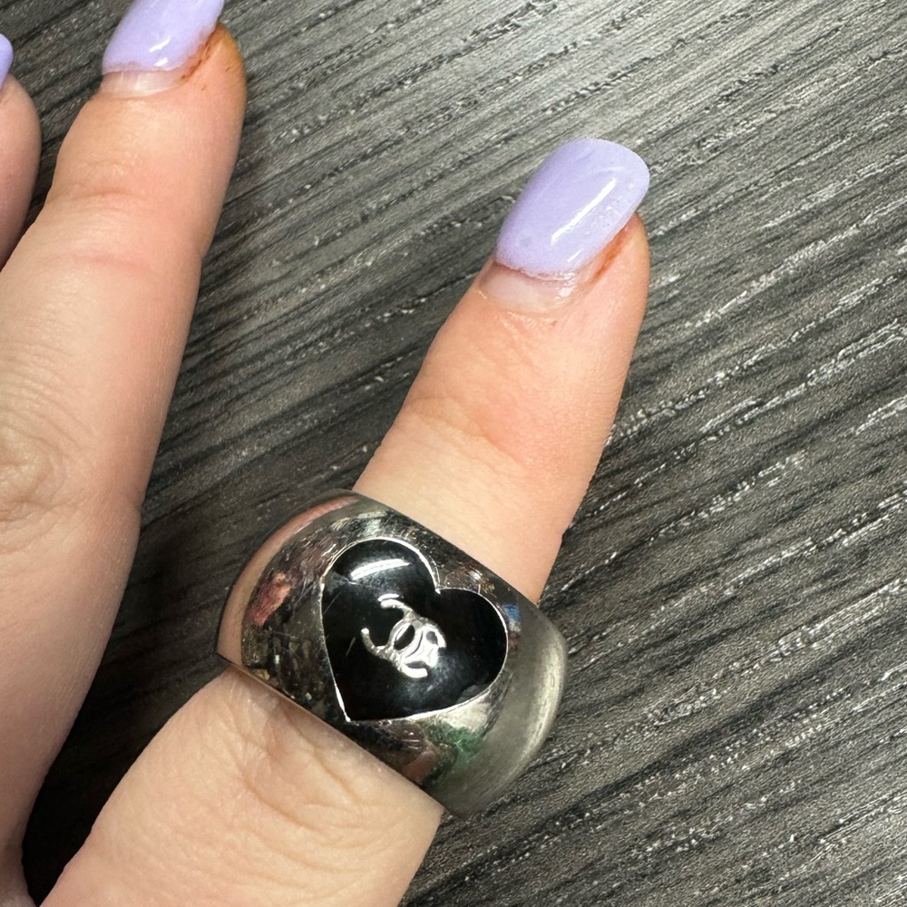 Chanel CC Heart Ring Silver and Black